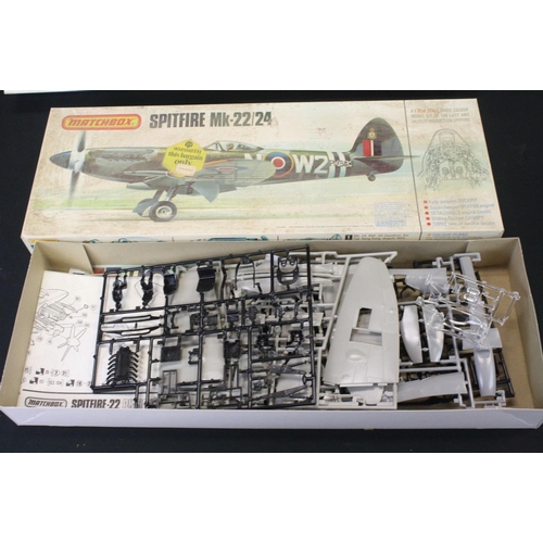 367 - 22 Boxed & unbuilt plastic model kits featuring Airfix, Matchbox & Revell examples to include Matchb... 