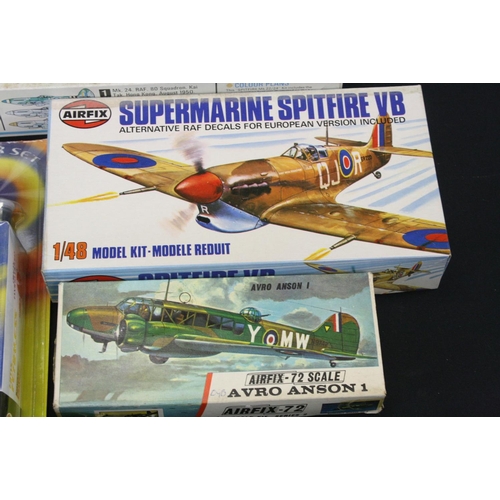 367 - 22 Boxed & unbuilt plastic model kits featuring Airfix, Matchbox & Revell examples to include Matchb... 