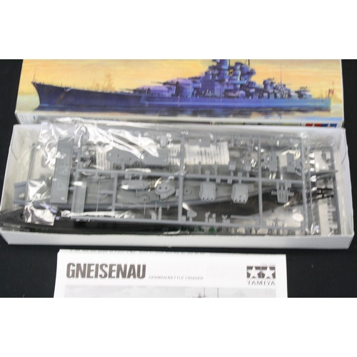 372 - Three boxed Tamiya plastic model kits to include 1/72 Vosper Fast Patrol Boat Perkasa, 1/24 Lotus Su... 