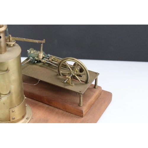 315 - Brass stationary steam engine on wooden base, 10 x 9