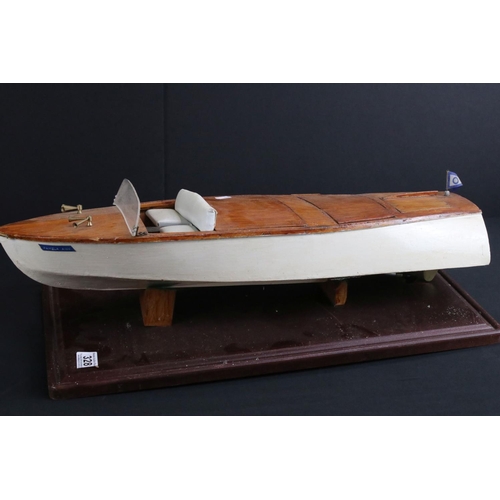 328 - Two wooden model boats, both well made, features a Runabout (26