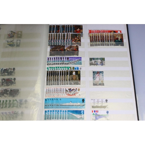 400A - Quantity of Stamps in Albums, Stamps in folders, Empty Stamps Books and Folders, British and World