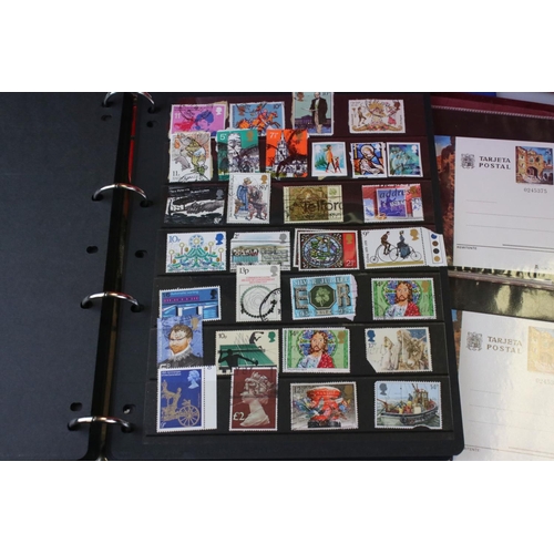 400B - Quantity of Stamps in Albums, Stock-books, Reference Books - British, Commonwealth, World, etc