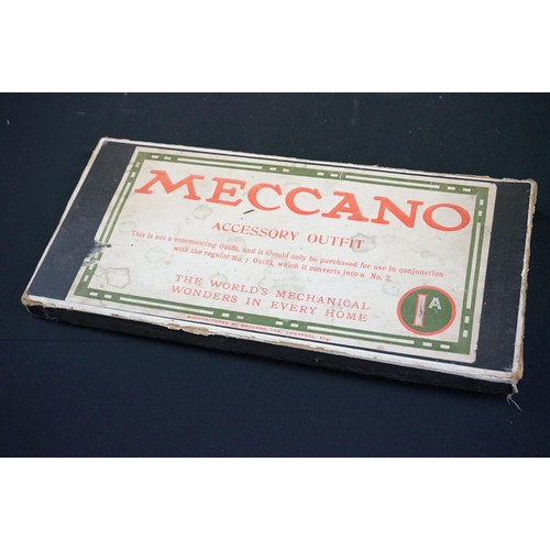 446 - Two vintage boxed Meccano sets to include 1A, sets unchecked but appear close to complete, with 2 x ... 