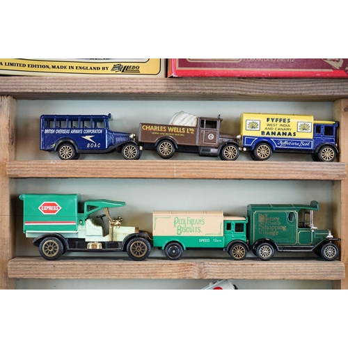 1087 - 24 Boxed / cased diecast models to include 2 x Paul's Model Art Minichamps (1:18 scale Bar 01 Supert... 