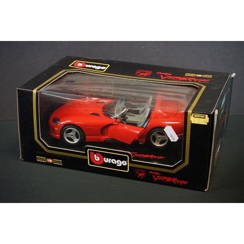 1088 - Eight Boxed Maisto Special Edn diecast models to include 7 x 1:18 scale (Dodge Viper GTS, Jaguar XJ ... 