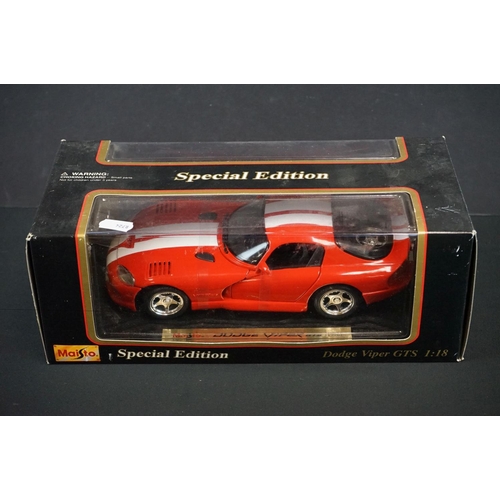 1088 - Eight Boxed Maisto Special Edn diecast models to include 7 x 1:18 scale (Dodge Viper GTS, Jaguar XJ ... 