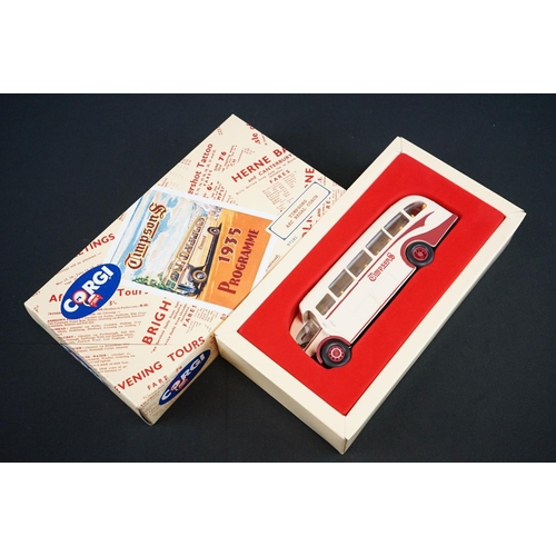 1091 - Eight Boxed Corgi diecast models to include 6 x Classic Commercials from Corgi with certificates (97... 