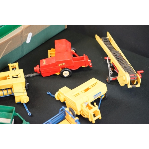 1187 - Around 16 Britains diecast & plastic farming models to include New Holland Hay Baler, Tipping Traile... 