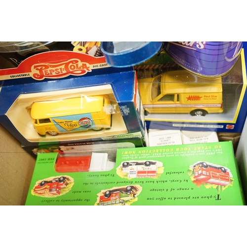 1195 - Large collection of diecast models, many boxed, to include Corgi, Dinky, Lledo, Maisto etc, some pla... 