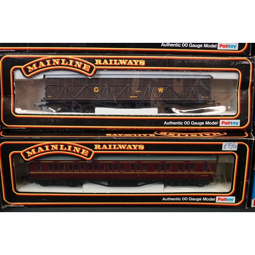 159 - 27 Boxed OO gauge items of rolling stock to include 9 x Lima, 6 x Replica Railways, 4 x Palitoy Main... 