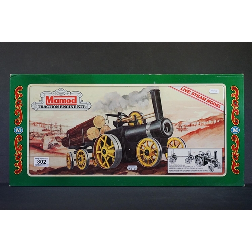 302 - Boxed Mamod Traction Engine Kit live steam model, complete and unused with instructions