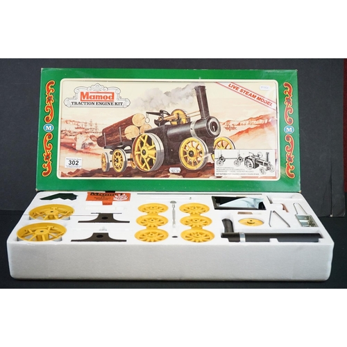 302 - Boxed Mamod Traction Engine Kit live steam model, complete and unused with instructions