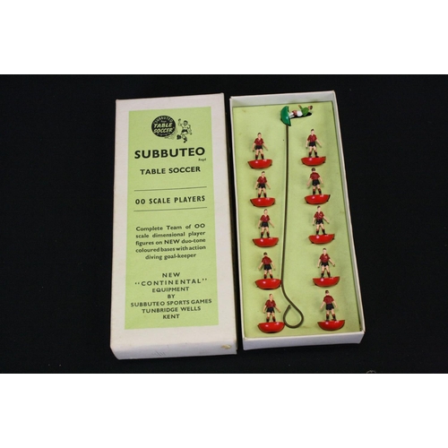 410 - Subbuteo - Collection of HW Subbuteo to include 6 x teams featuring Plymouth home, Celtic, Blackpool... 