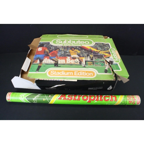 412 - Subbuteo - Collection of LW & HW Subbuteo to include 2 x boxed Grandstand, many balls featuring Tang... 