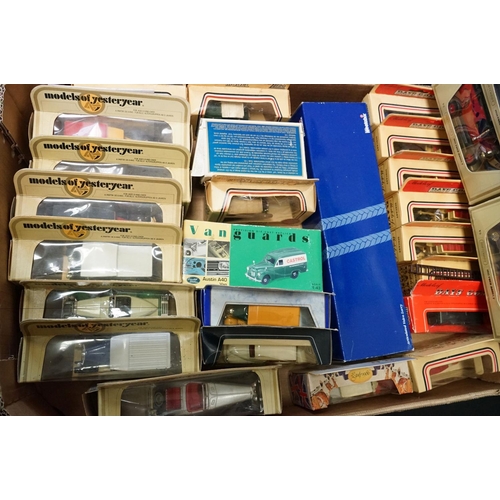 1242A - 40 Boxed diecast models to include Matchbox, Lledo, Maisto & Corgi, plus a quantity of play worn die... 