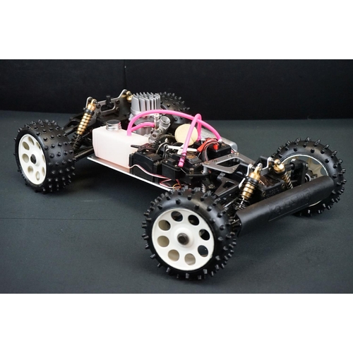 402 - Boxed Kyosho 1:8 Burns DX 4WD Radio Controlled .21 Engine Powered Racing Buggy