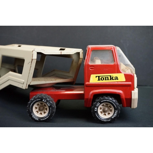 426A - Three Action Man scale vehicles to include jeep with trailer, jet fighter plane & army truck along w... 