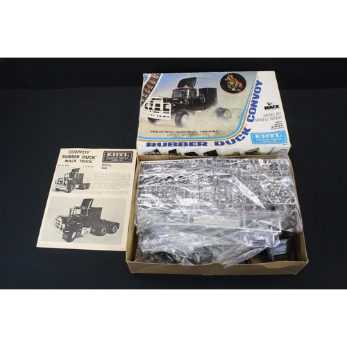 380 - Boxed & unbuilt ERTL Blueprint Rubber Duck Convoy 1/25th scale plastic model kit no. 8036, with inst... 