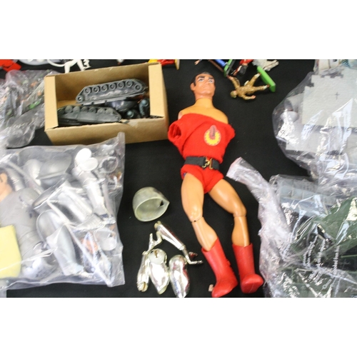 449 - Large collection of mostly military plastic figures including Britains, Crescent, Lone Star and unbr... 