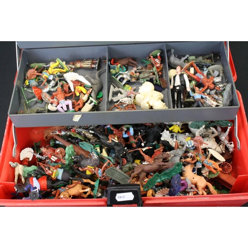 455 - Collection of plastic figures to include soldiers, knights, cowboys & Indians and animals, featuring... 