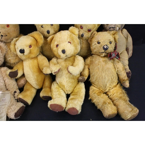 471 - Fifteen Teddy Bears including Dean's Golden Mohair Bear. Limited Edition Lexie Haworth ' Edward Bear... 