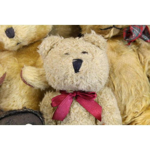 471 - Fifteen Teddy Bears including Dean's Golden Mohair Bear. Limited Edition Lexie Haworth ' Edward Bear... 