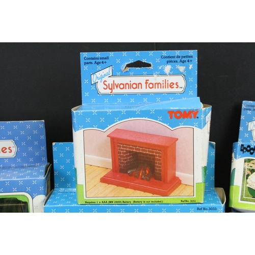 478 - 20 Boxed Tomy Sylvanian Families sets & accessories to include Glass Fronted Bookcase 3296, Baden & ... 