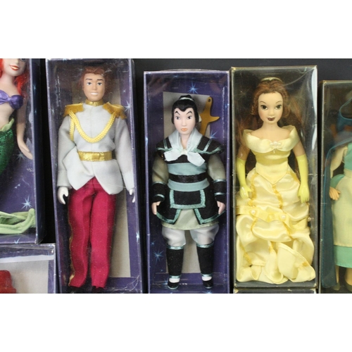 480 - 25 boxed Deagostini ceramic Disney figures to include the Little Mermaid, Beauty and the Beast, Alad... 