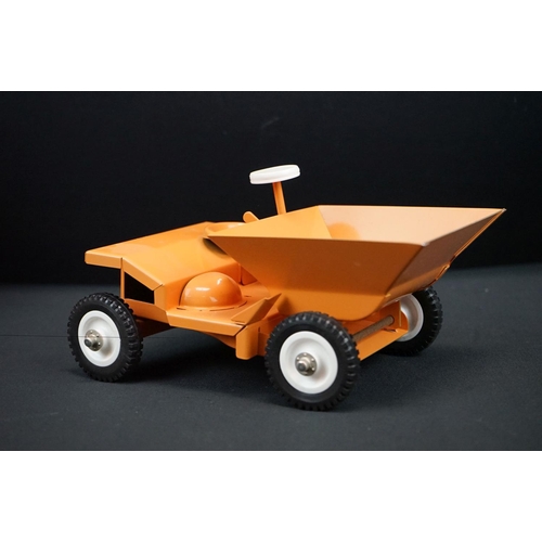 436 - Boxed Sutcliffe Model Trojan Dumper Steel Construction model in orange, ex