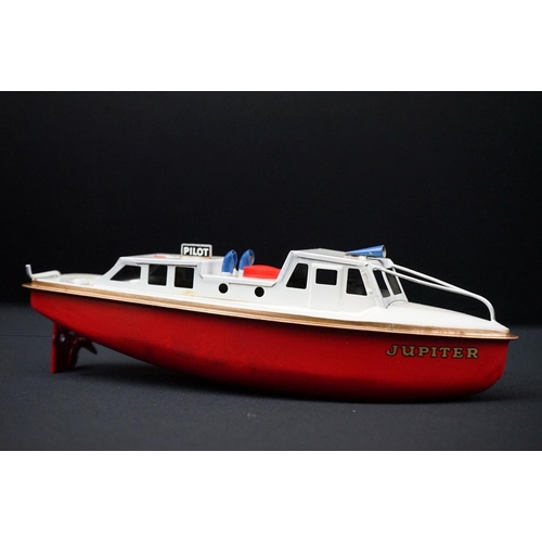 439 - Three boxed Sutcliffe clockwork metal boats to include Jupiter Ocean Pilot Cruiser in red & white, S... 