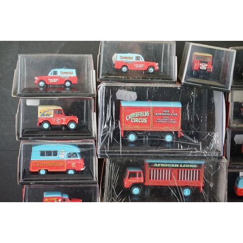 1210 - 35 Cased Oxford Diecast Chipperfields Circus models to include 18 x ltd edn examples with COAs - mos... 