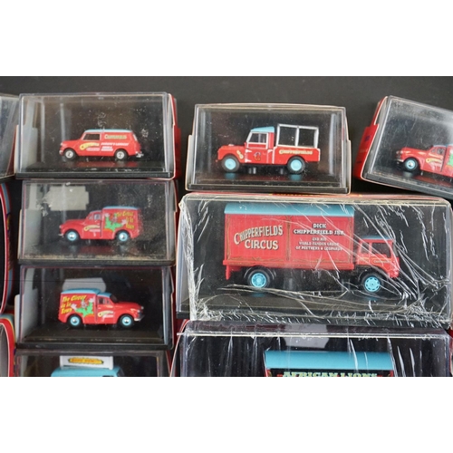 1210 - 35 Cased Oxford Diecast Chipperfields Circus models to include 18 x ltd edn examples with COAs - mos... 