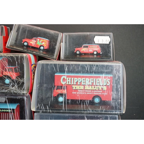 1210 - 35 Cased Oxford Diecast Chipperfields Circus models to include 18 x ltd edn examples with COAs - mos... 