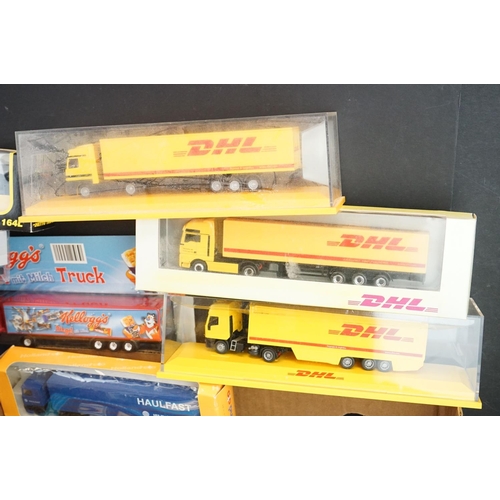 1228 - Around 100 Boxed diecast & plastic model trucks to include Matchbox (featuring Matchbox Convoy), Lle... 