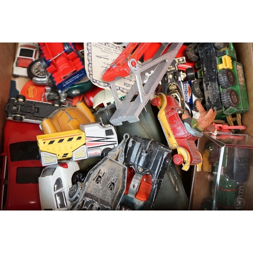 1236 - Collection of play worn mostly diecast models to include Corgi, Majorette, Burago, Matchbox, Brumm, ... 