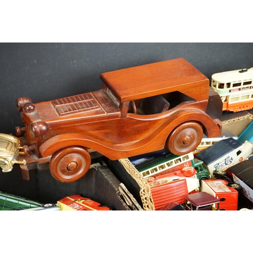 1246 - Collection of over 350 diecast models, mostly Lledo, to include cars, commercials, trams, buses etc,... 