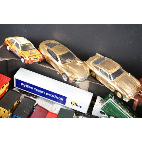 1246 - Collection of over 350 diecast models, mostly Lledo, to include cars, commercials, trams, buses etc,... 