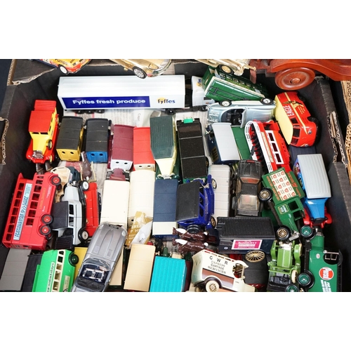 1246 - Collection of over 350 diecast models, mostly Lledo, to include cars, commercials, trams, buses etc,... 