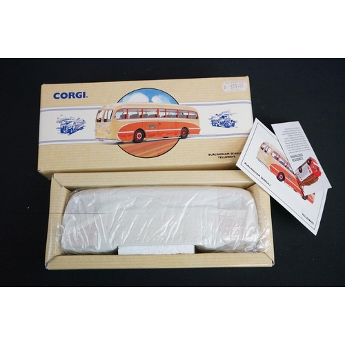 1247 - 21 Boxed Corgi ' Classic Commercials from Corgi ' diecast models with COAs to include 97911, 91912, ... 