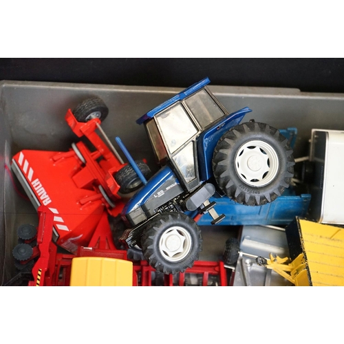 1255 - 30 diecast & plastic farming vehicles and machinery, mostly Britains and Siku, to include Britains N... 