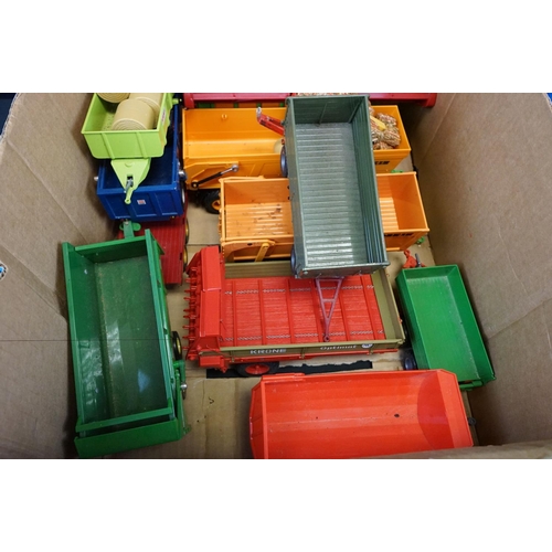 1255 - 30 diecast & plastic farming vehicles and machinery, mostly Britains and Siku, to include Britains N... 