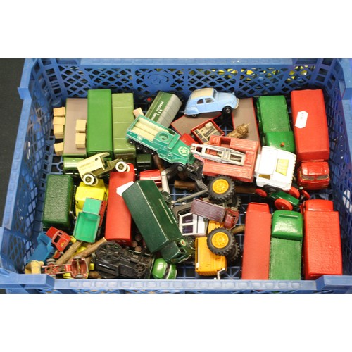 1295 - Over 225 play worn diecast models to include Matchbox, Dinky, Corgi and Maisto, featuring Matchbox B... 