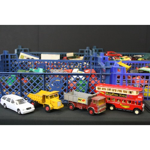 1295 - Over 225 play worn diecast models to include Matchbox, Dinky, Corgi and Maisto, featuring Matchbox B... 