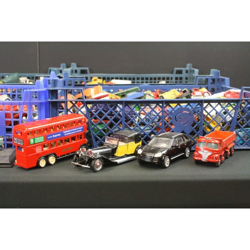 1295 - Over 225 play worn diecast models to include Matchbox, Dinky, Corgi and Maisto, featuring Matchbox B... 