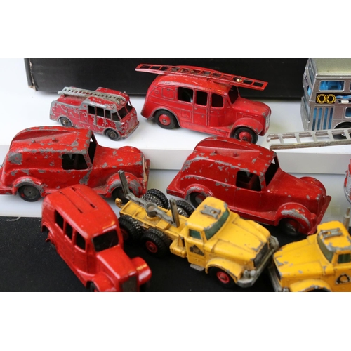 1382 - Collection of over 30 mid 20th C onwards play worn diecast models, to include Dinky, Corgi, Matchbox... 