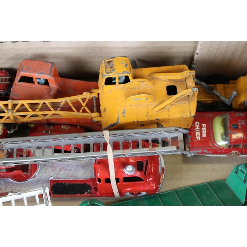 1382 - Collection of over 30 mid 20th C onwards play worn diecast models, to include Dinky, Corgi, Matchbox... 