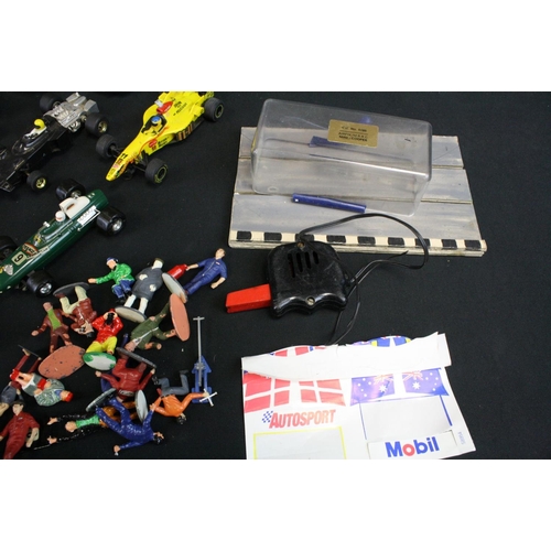 1302 - Scalextric -  Collection of 40+ slot cars, to include boxed C/67 F/J Lotus & C/82 Lotus  and other b... 