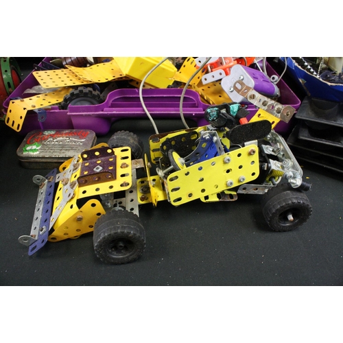 423 - Meccano - Quantity of play worn & part built Meccano including boxed contemporary examples and a mid... 