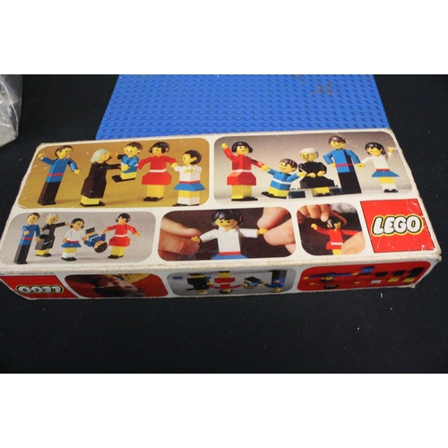 426 - Mixed toys & games to include a collection of Star Wars & Batman 1970s trading cards, Lego (includin... 